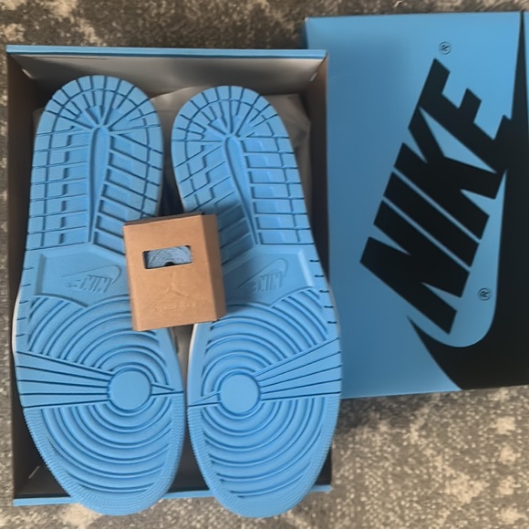 DS Jordan 1 high unc toe brand new size 13 - Picture 3 of 8